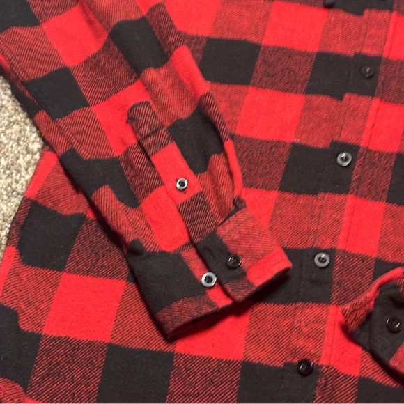Aeropostale Red and Black Plaid Men's Shirt with Hood - Picture 2 of 11